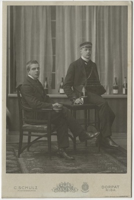 Korporatsiooni "Livonia" liikmed krahv August Mellin ja tema akadeemiline isa Siegfried von Vegesack  duplicate photo