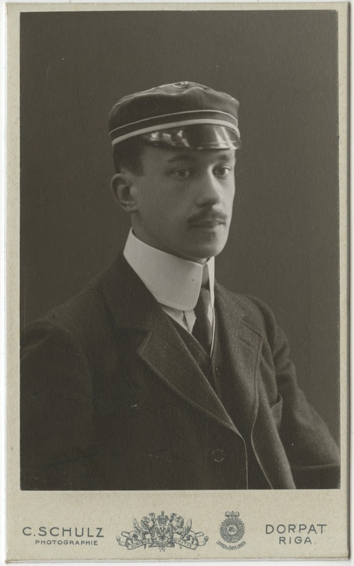 Korporatsiooni "Livonia" liige Ernst Koch, portreefoto
