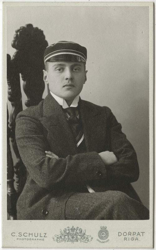Korporatsiooni "Livonia" liige Heinrich von Hansen, portreefoto