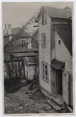 Tallinn, Ülem-Jõe tänav 5 õu.  duplicate photo