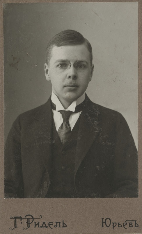 Gerhard Adolphi, portreefoto