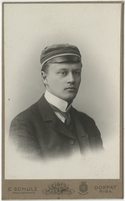 Korporatsiooni "Estonia" liige Siegfried von Bremen, portreefoto