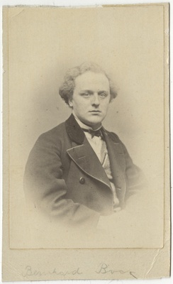 Korporatsiooni "Livonia" liige Bernhard von Bock, portreefoto  duplicate photo