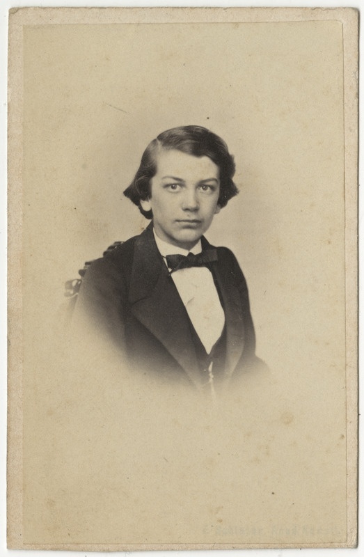 Korporatsiooni "Livonia" liige Arved von Brasch, portreefoto