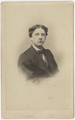 Korporatsiooni "Curonia" liige parun Werner von Buchholtz, portreefoto  duplicate photo