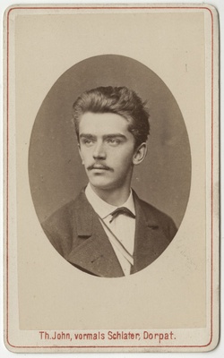 Arvatavasti korporatsiooni "Estonia" liige, portreefoto  duplicate photo