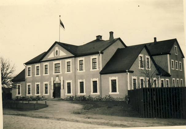 Väike-Maarja seltsimaja