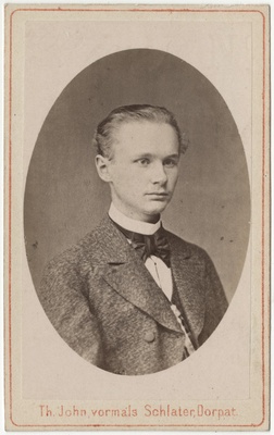 Korporatsiooni "Estonia" liige, portreefoto  duplicate photo