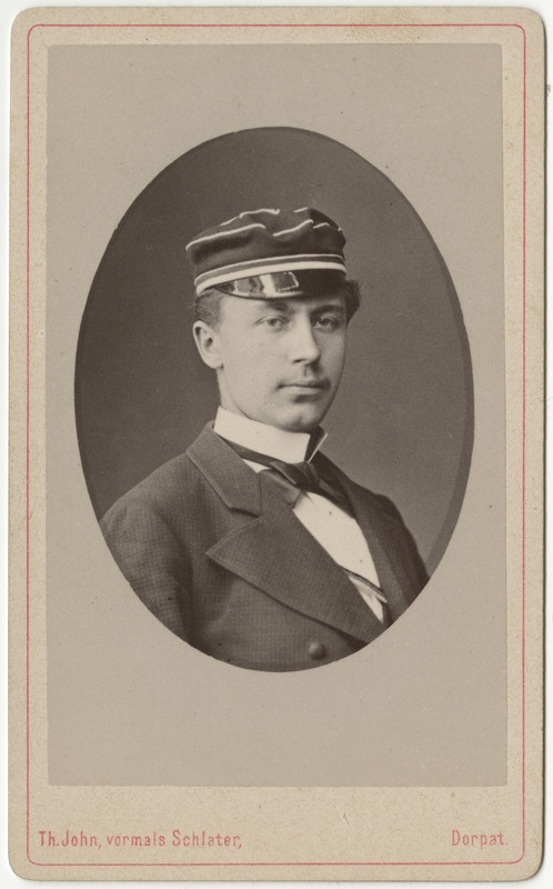 Korporatsiooni "Estonia" liige Alexander von Baer, portreefoto