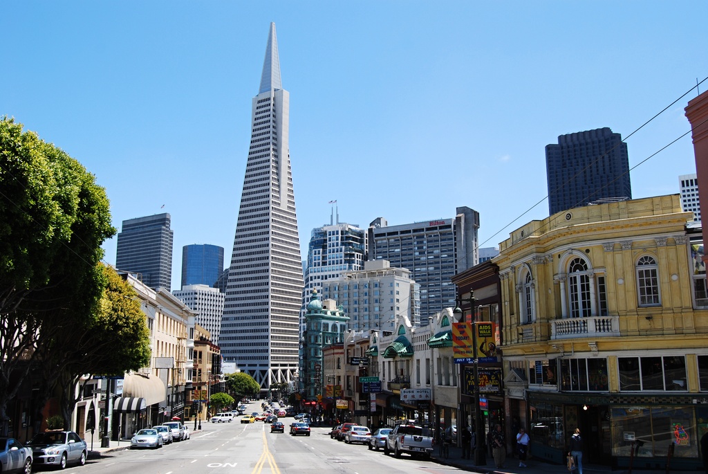 Transamerica Pyramid a Columbus Ave - San Francisco - panoramio - Transamerica Pyramid a Columbus Ave - San Francisco