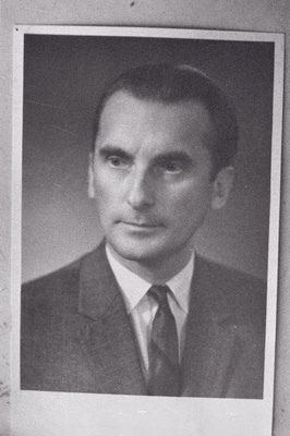 Renter, Eldor, Eesti NSV teeneline kunstitegelane - RAT "Estonia" kunstnik.  duplicate photo