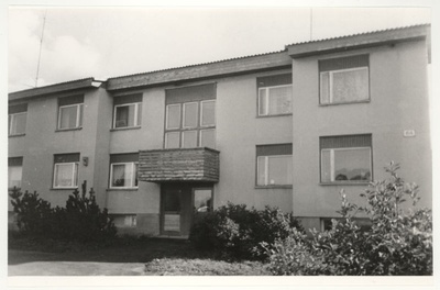 Kolga raamatukogu  similar photo