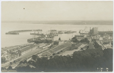 Vaade sadamale ja elevaatorile  duplicate photo