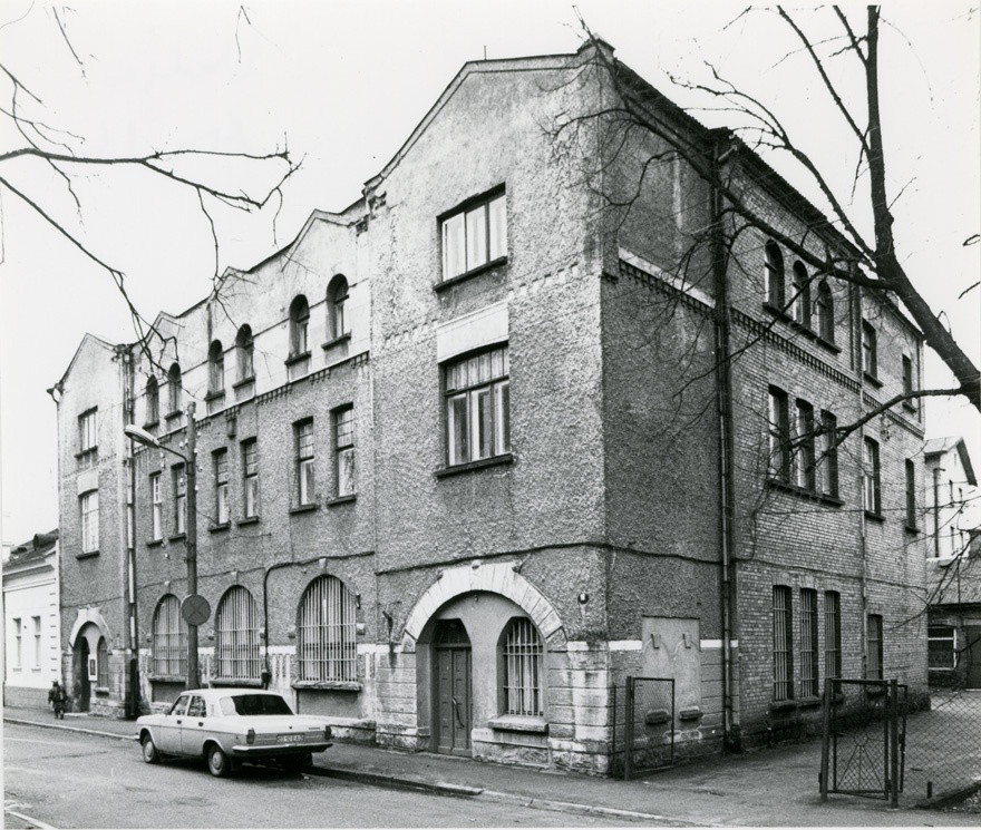 Pangahoone Valgas, vaade. Ins. Georg Hellat