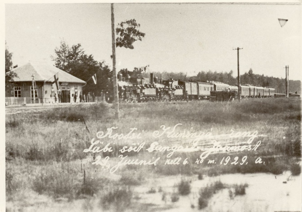 Rootsi kuninga rong läbisõidul Sangaste jaamast