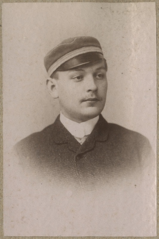 Korporatsiooni "Lettonia" liige, portreefoto