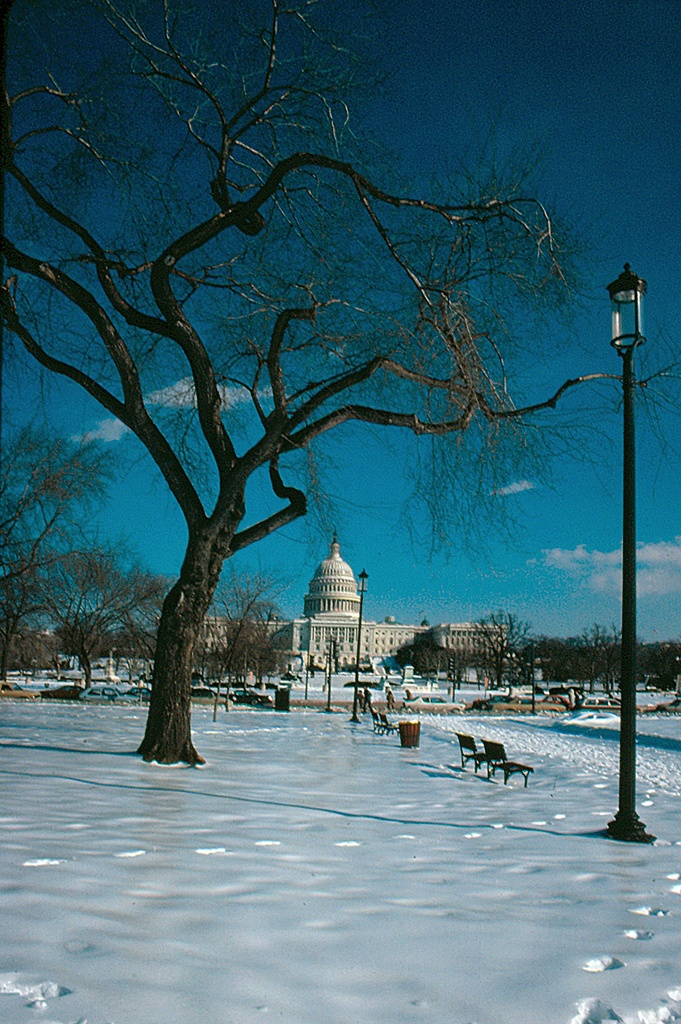 1982-01-Washington Capitol031-ps - Capitol Hill Historic District in 1982 (around January, 23)