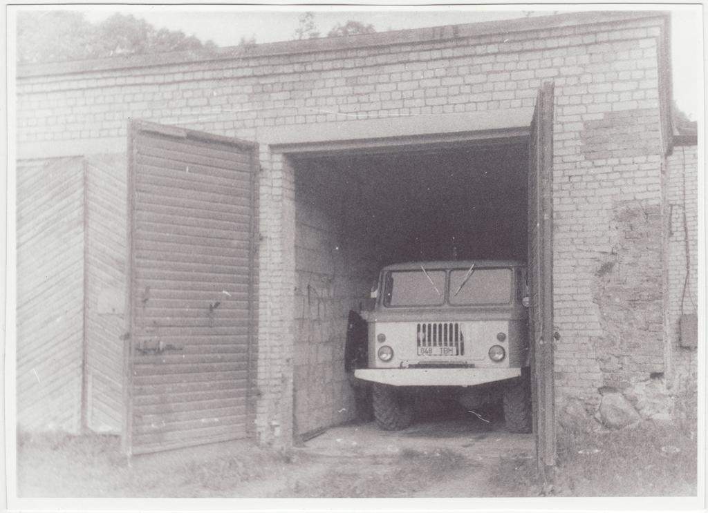 Alatskivi tuletõrjeauto garaaž, 1996.a.