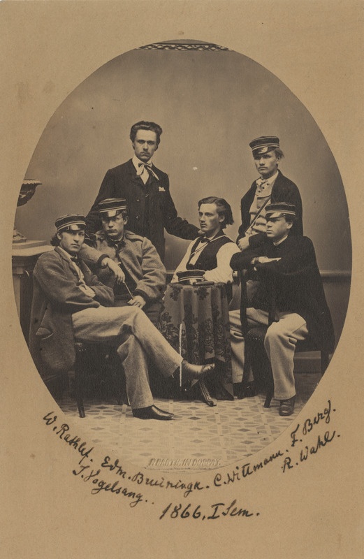 Osa korporatsiooni "Livonia" 1866. a I semestri värvicoetusest, grupifoto
