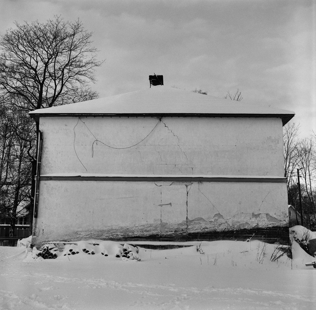 Vanhan kivirakennuksen seinää Malmilla