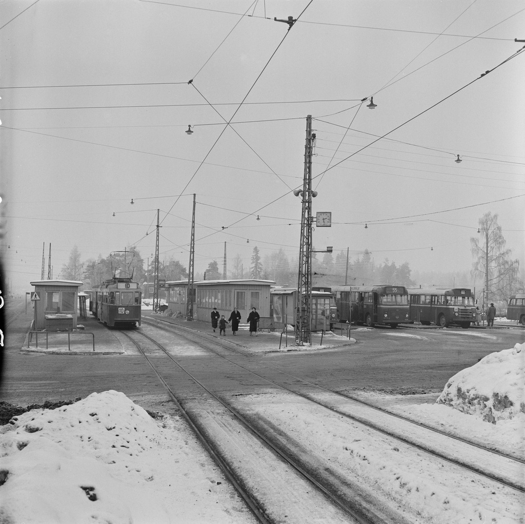 Runkolinjan liityntäasema Ruskeasuolla