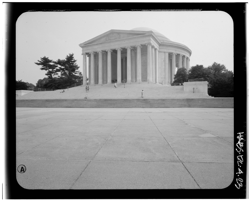 View from the northwest. August 1991. - Jefferson Memorial, East Potomac Park, Washington, District of Columbia, DC
