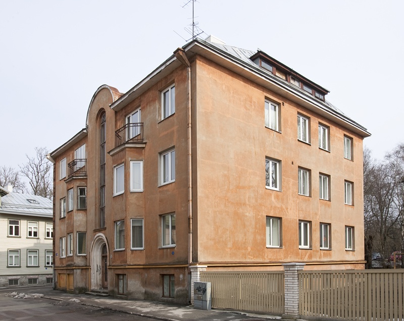 Elamu Tallinnas Kapi 1, vaade hoonele. Arhitekt Karl Tarvas
