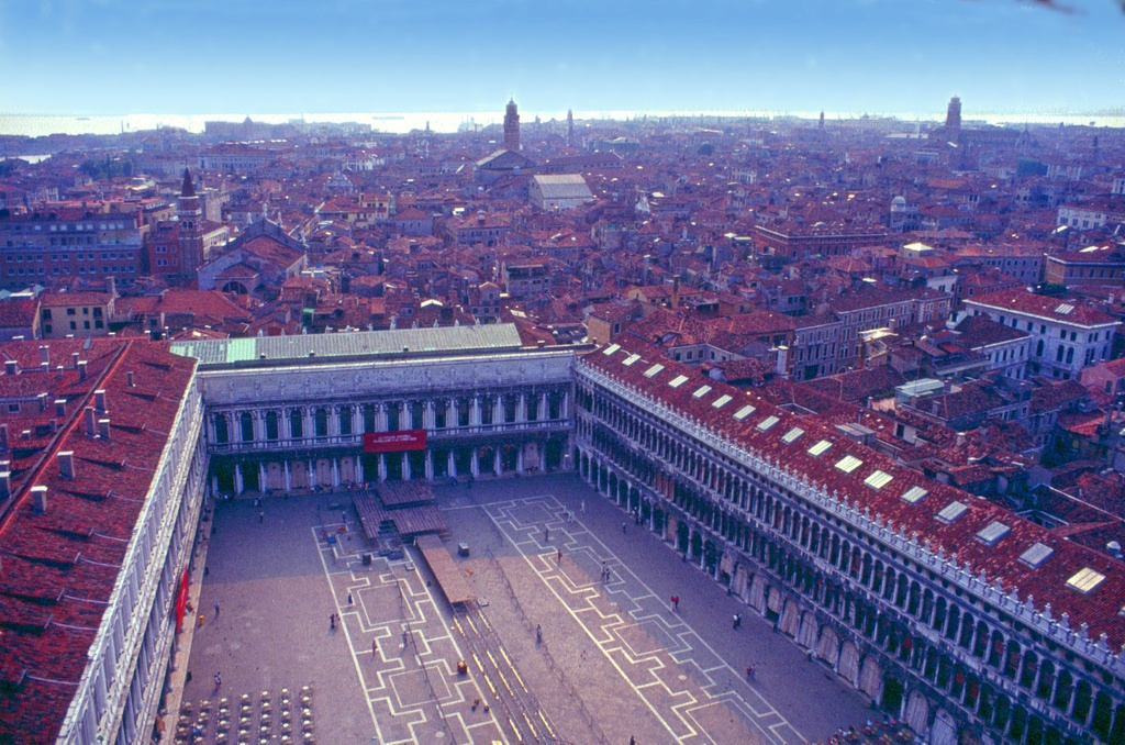 Venedig-224-Blick vom Campanile zur Piazza-1985-gje - lang