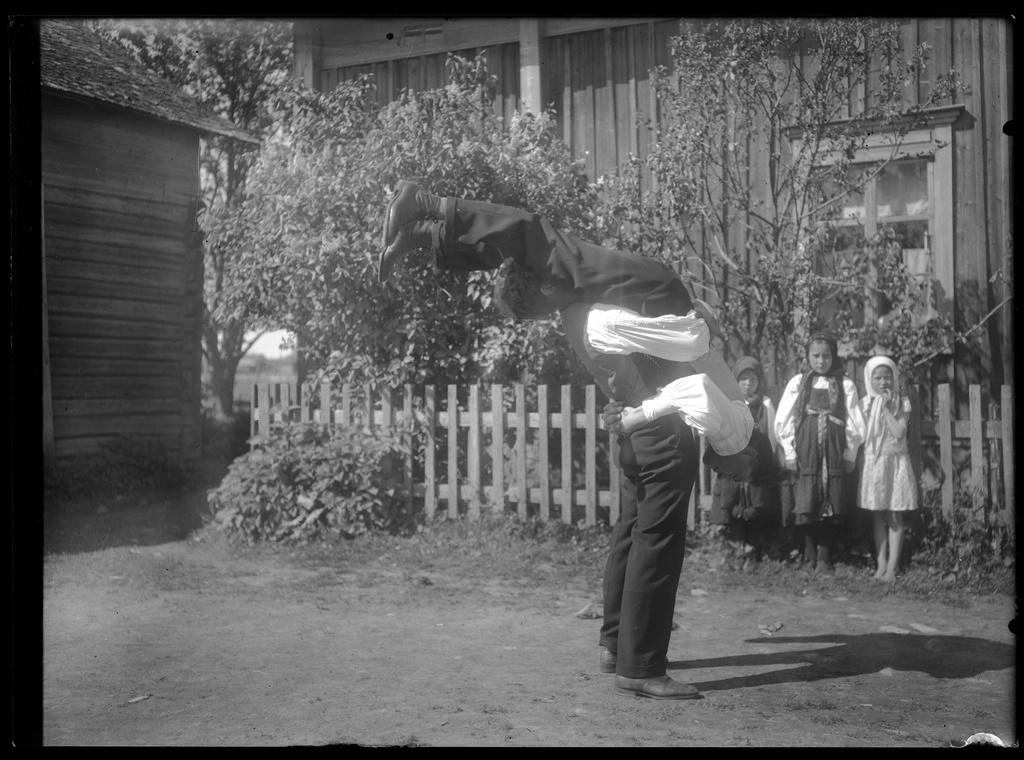 SLS 403 foto 39 Kärrhjulskast‎ (1931)