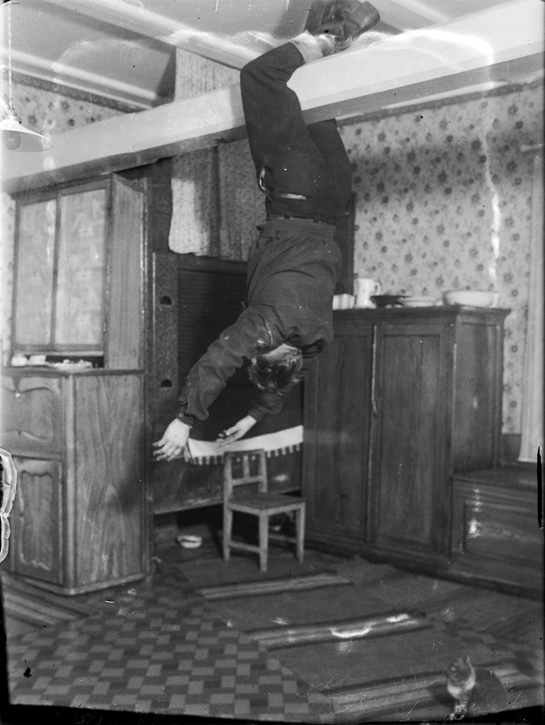 SLS 487a_15 Tackla med benen på åsen‎ (1937)