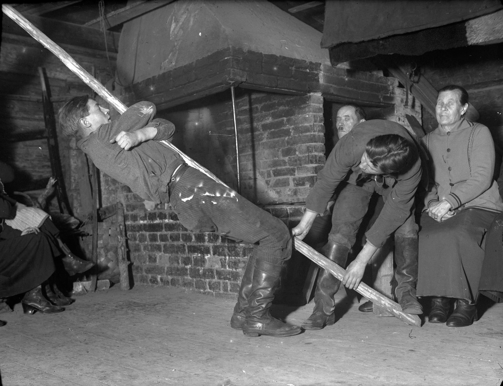 SLS 487c_13 Resa sig upp med stången‎ (1935)