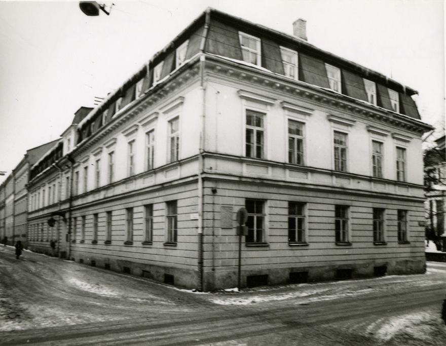 Haldushoone Tartus, vaade nurgalt
