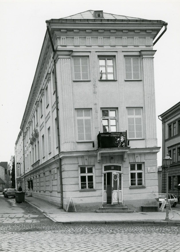 Barclay maja Tartus, fassaadivaade