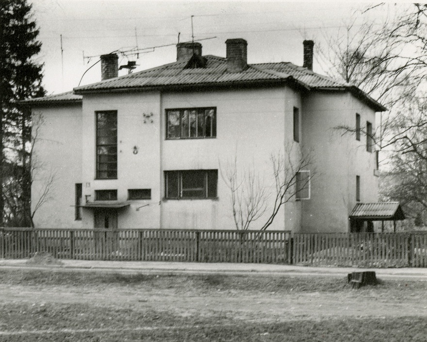 Prof Tammekannu villa Tartus, vaade tänavalt. Arhitekt Alvar Aalto