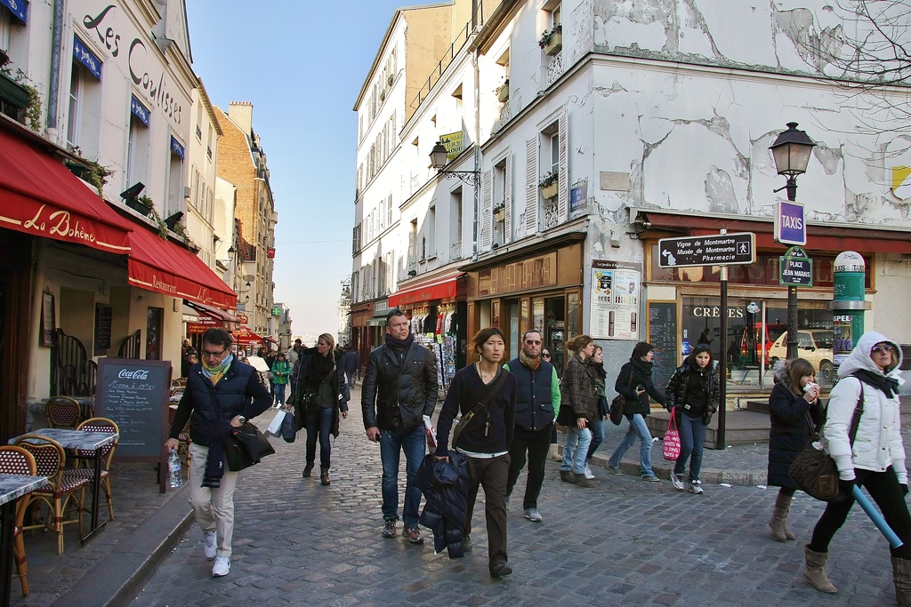 Streetlife in Montmatre, Paris March 2011 - Place Jean-Marais (Paris)