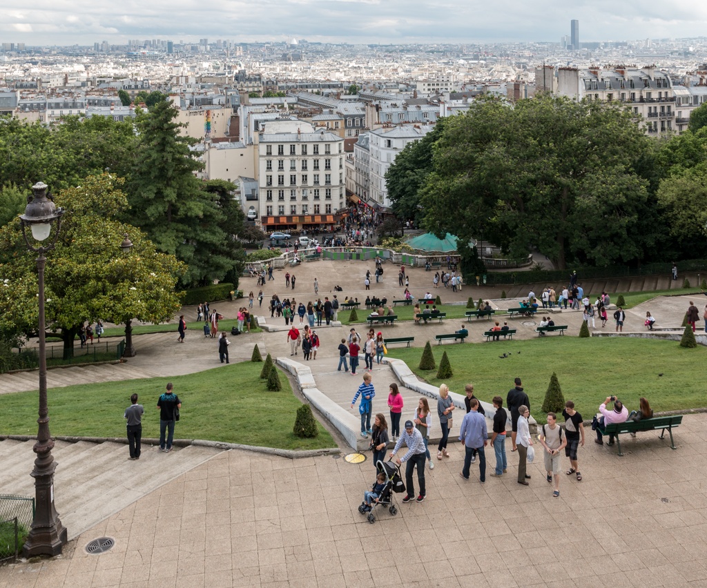 Paris, Sacré-Cœur de Montmartre, Vorplatz -- 2014 -- 1183 - View from Sacré-Cœur de Montmartre, Paris, France