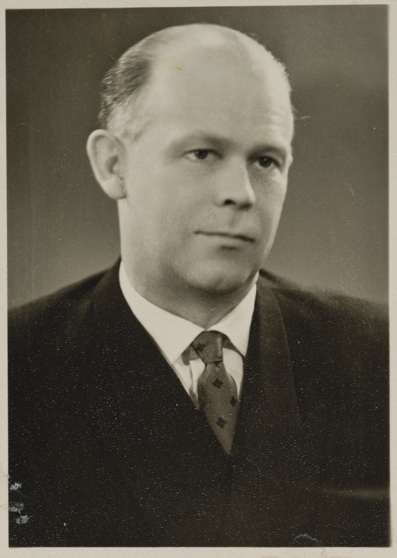 Tapa jaama auraamat: rongijuht Paul Päären, portreefoto, 1960. aastate algus