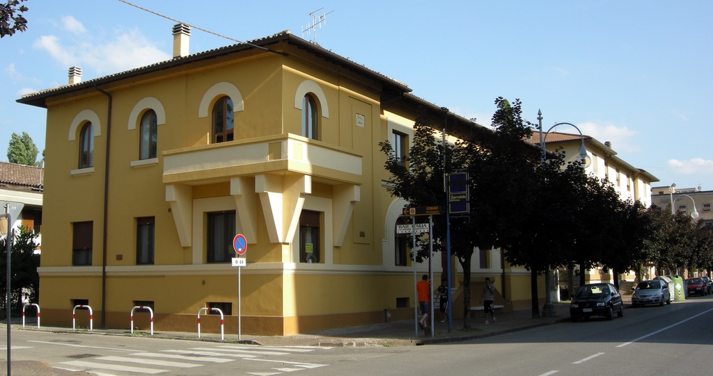 Predappio, palazzina - lang