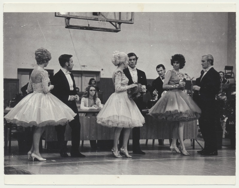 foto, peotantsuvõistluste Sakala-72 S-klassi võitjad, Viljandi Spordihoone