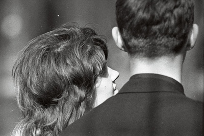 Žanrivõtteid inimestest Kadriorus.  similar photo