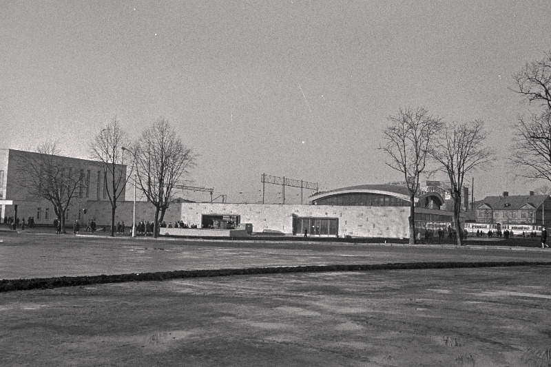 Vaateid uuest Balti jaamast.