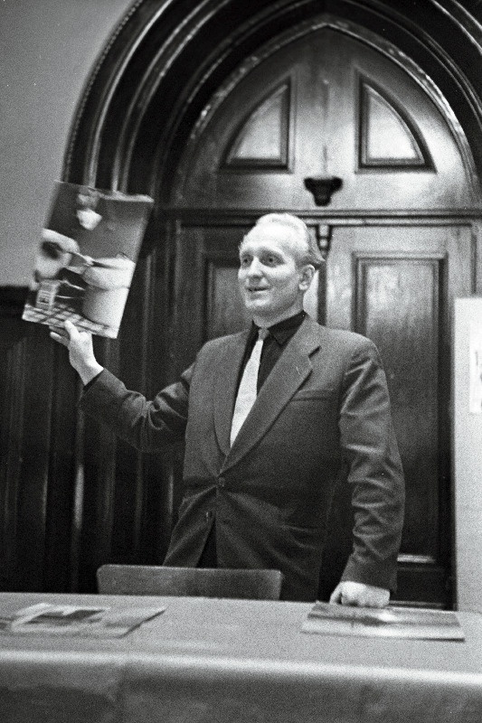 Ain Kimber esineb TFK-s