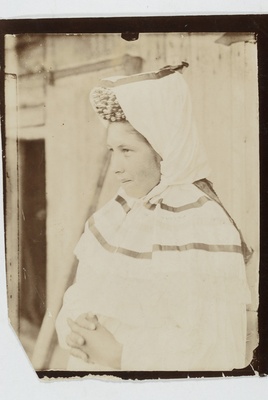 Hiiu pruut sepli ja seplilinaga 1894  duplicate photo
