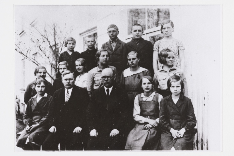 Anija 6-klassilise Algkooli IV klass 1936. a.