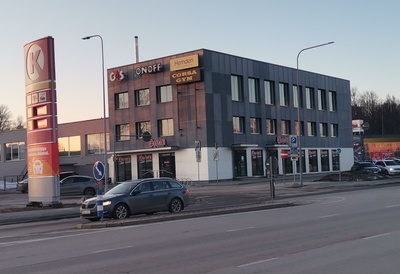 Tartu, Võru 77, ehitatud umbes 1970. aastal. "Tarmeko" olmehoone ja autode remondi töökoda. rephoto