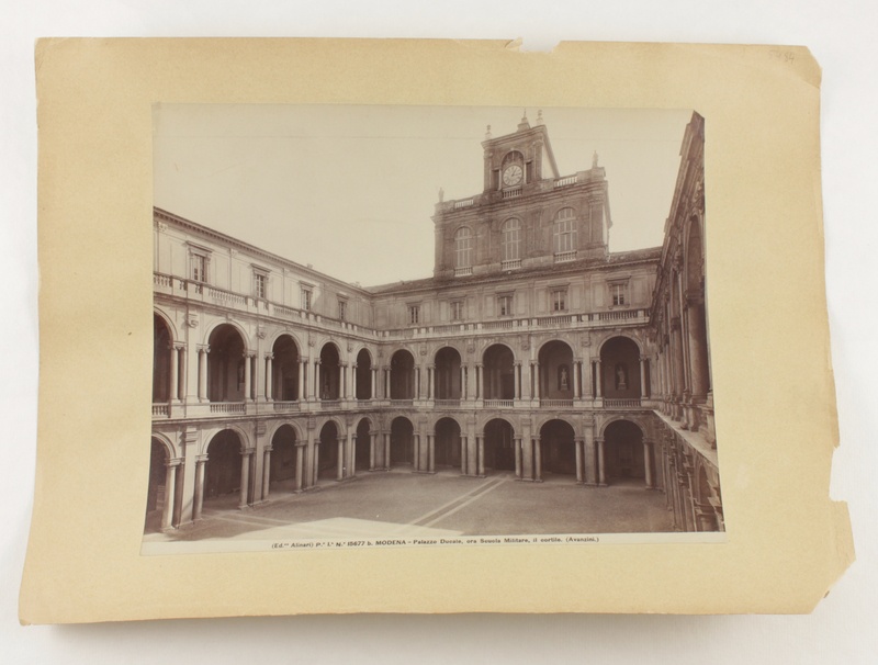 Palazzo Ducale aatrium Modenas