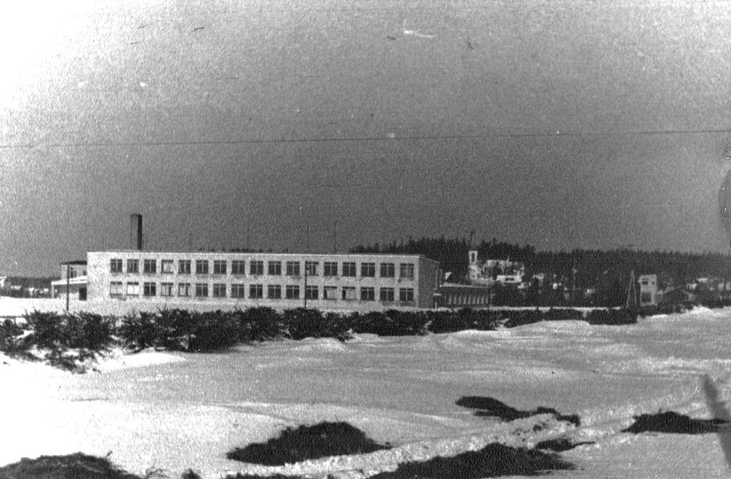 Iisaku uus koolimaja