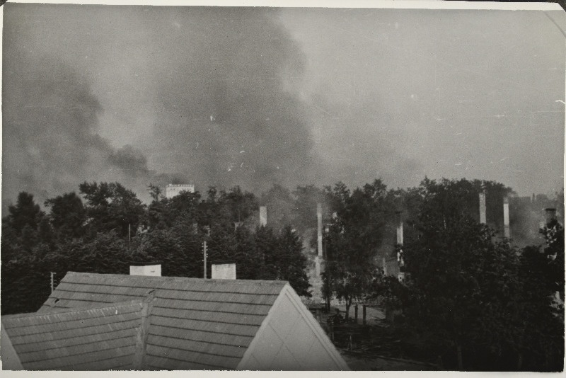 Ülesvõtteid Tartu põlemisest.