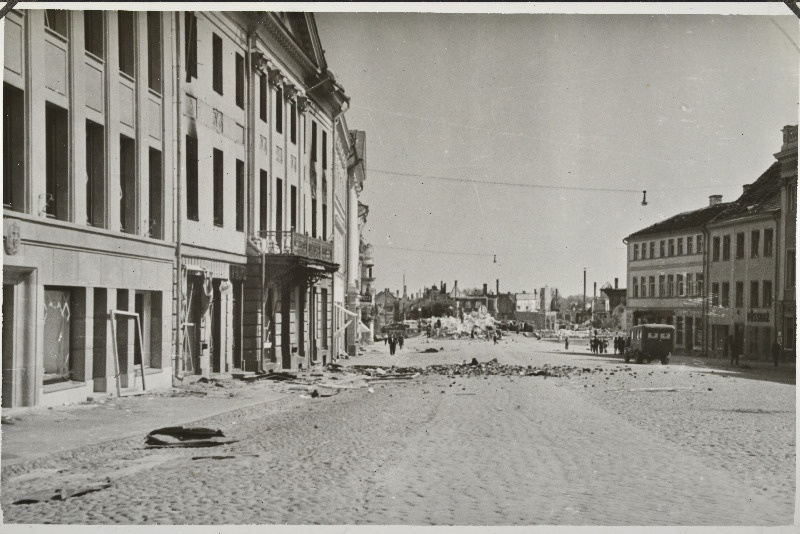 Ülesvõtteid Tartu põlemisest.