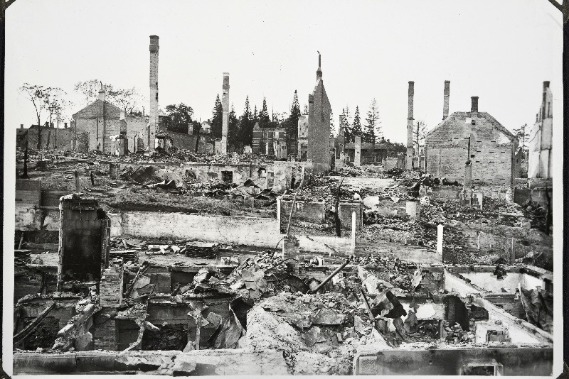 Ülesvõtteid Tartu põlemisest.